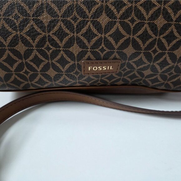Fossil Sydney Brown Geometric Coated Canvas Satchel Crossbody Bag Boho Preppy - Picture 2 of 12